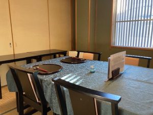 落ち着いた個室での大切な食事の時間